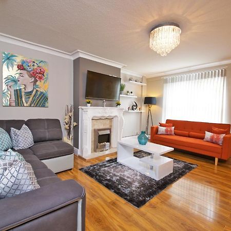 Gorgeous Manchester Home With Garden & Parking エクステリア 写真