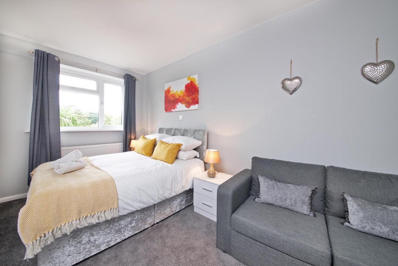 Gorgeous Manchester Home With Garden & Parking エクステリア 写真