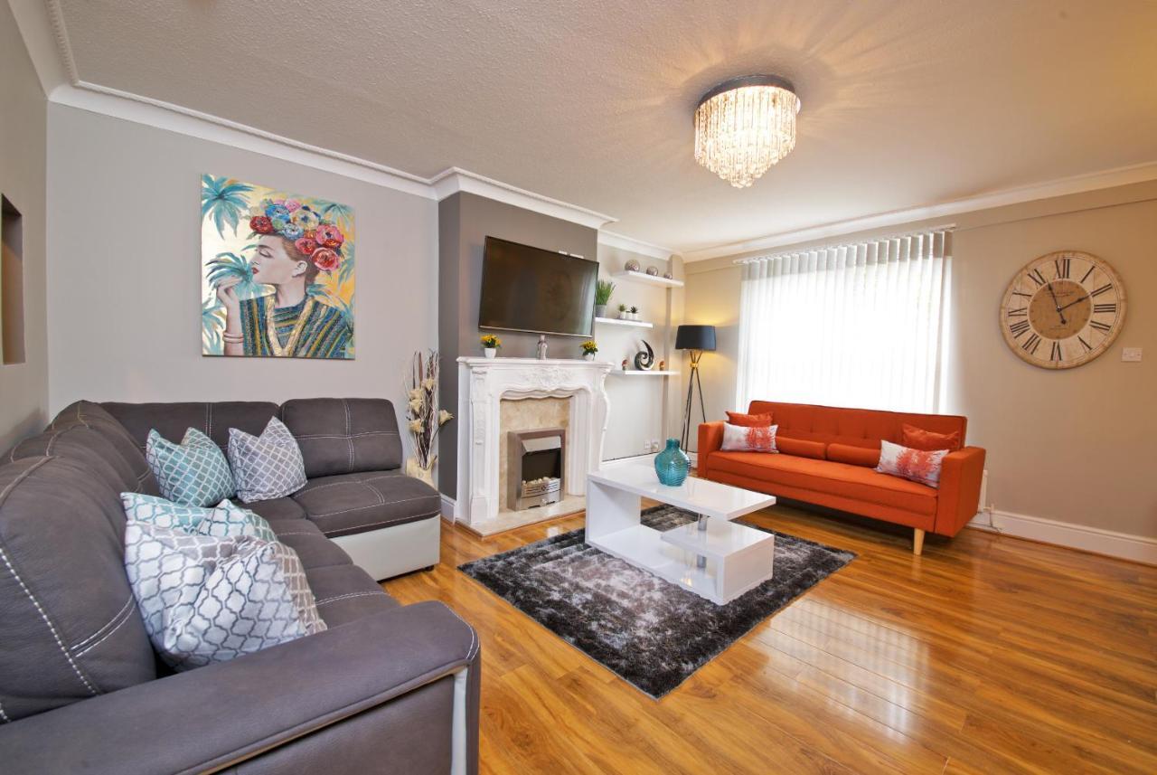Gorgeous Manchester Home With Garden & Parking エクステリア 写真